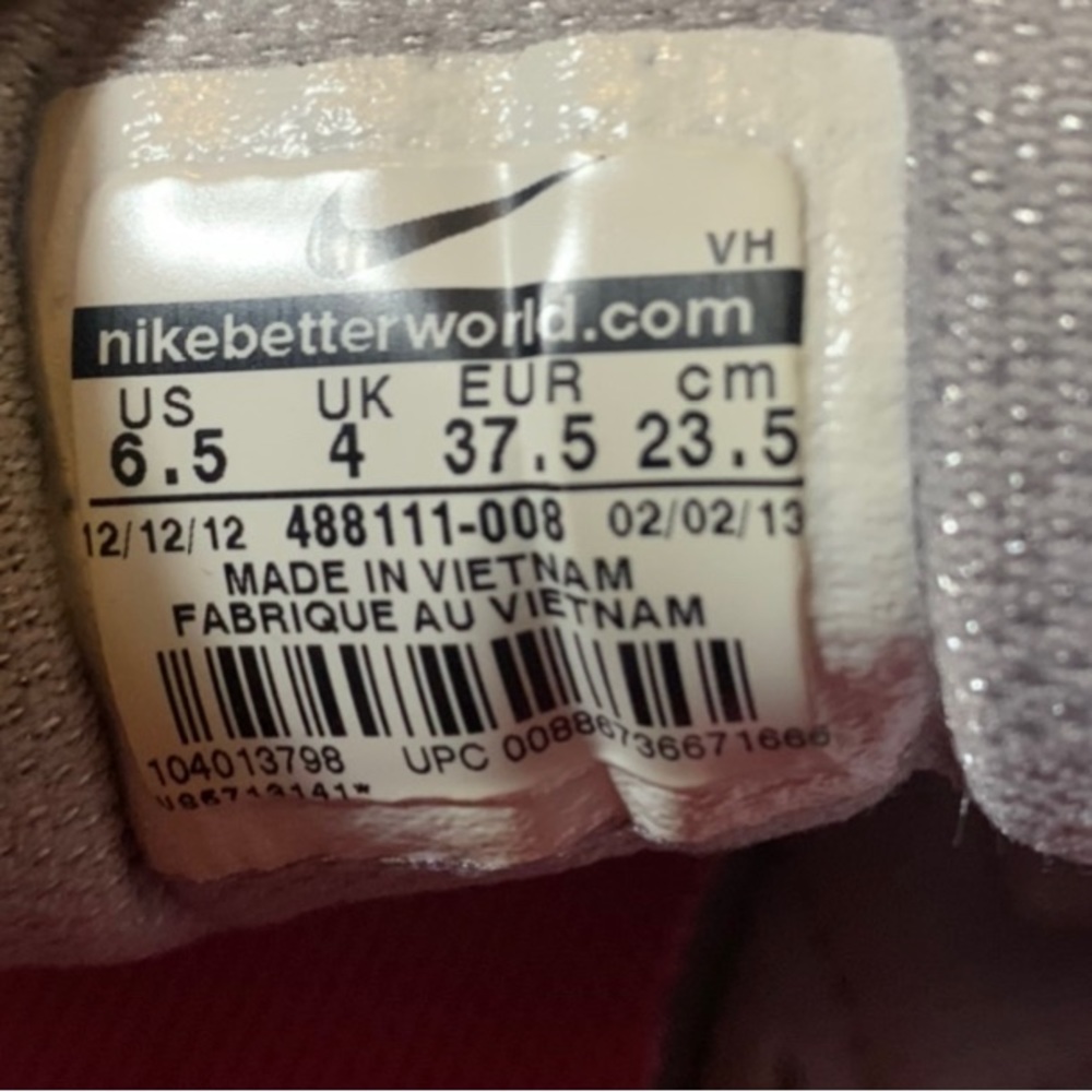 Nike Air pink/gray shoes good used condition